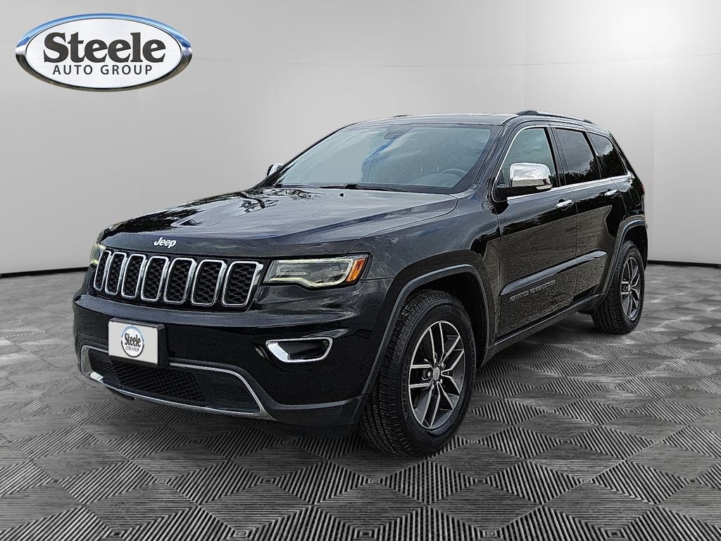 2017 Jeep Grand Cherokee Limited's photo