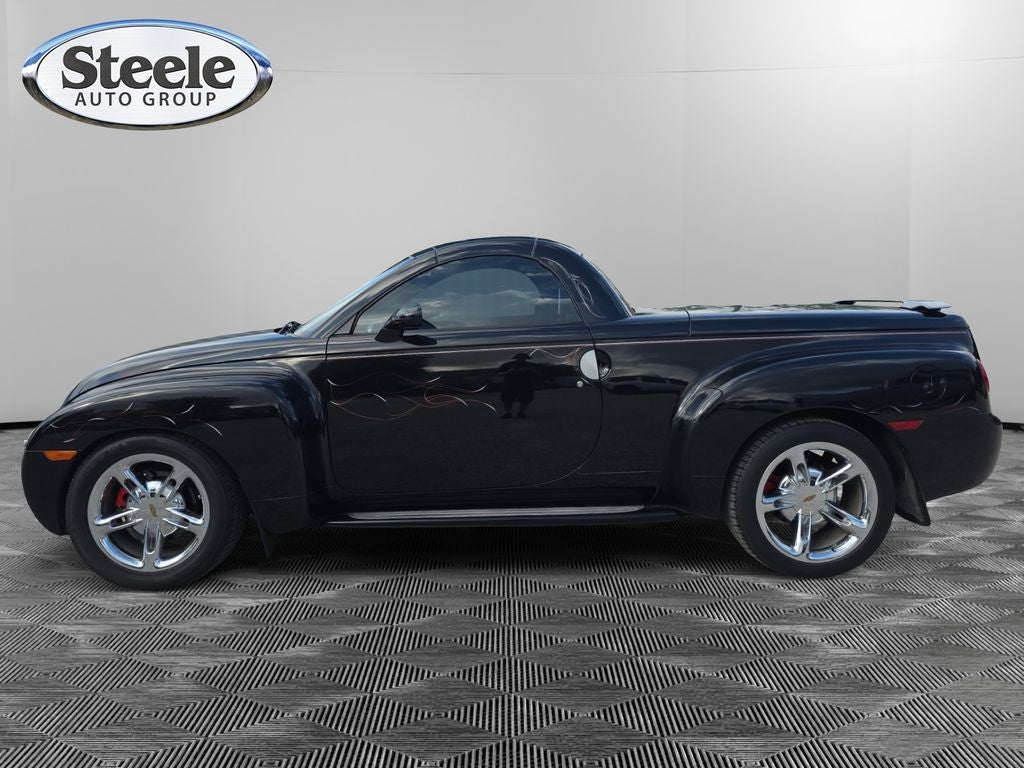 2005 Chevrolet SSR Base