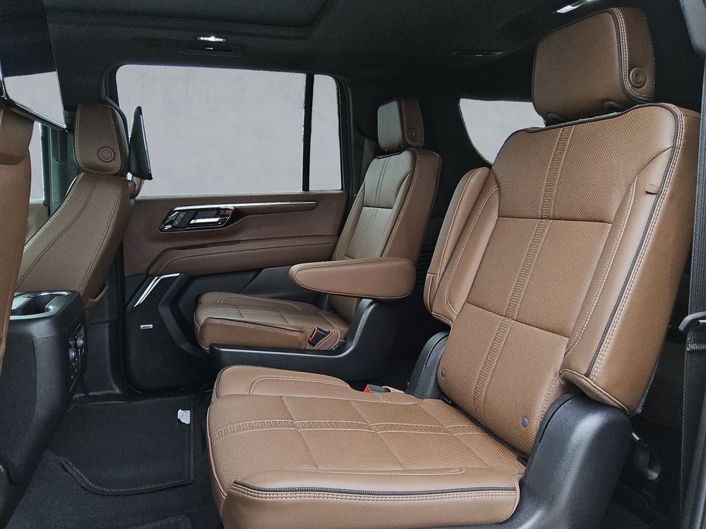 2025 Chevrolet Suburban 4WD High Country