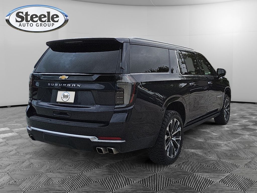 2025 Chevrolet Suburban 4WD High Country