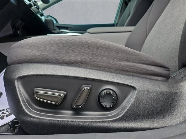 2022 Toyota Camry LE Hybrid