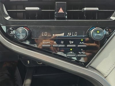 2022 Toyota Camry LE Hybrid