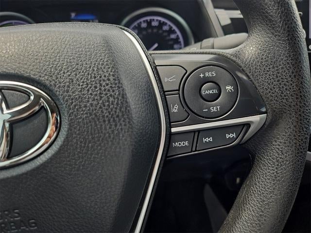 2022 Toyota Camry LE Hybrid