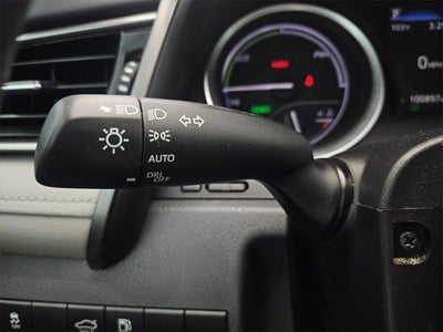 2022 Toyota Camry LE Hybrid