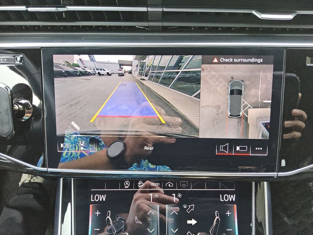 2023 Audi Q7 Premium Plus 55 TFSI quattro Tiptronic