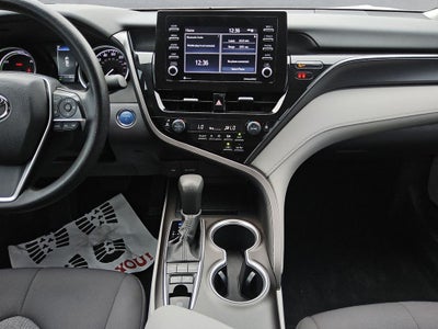 2022 Toyota Camry Hybrid LE