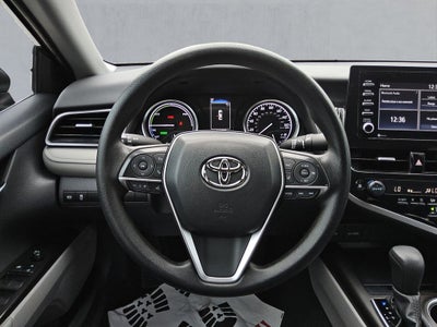 2022 Toyota Camry Hybrid LE