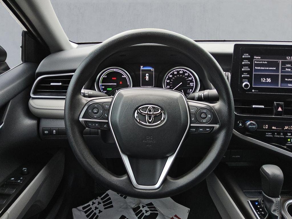 2022 Toyota Camry Hybrid LE