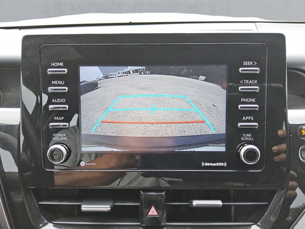 2022 Toyota Camry Hybrid LE