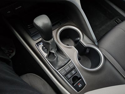 2022 Toyota Camry Hybrid LE