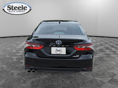 2022 Toyota Camry Hybrid LE