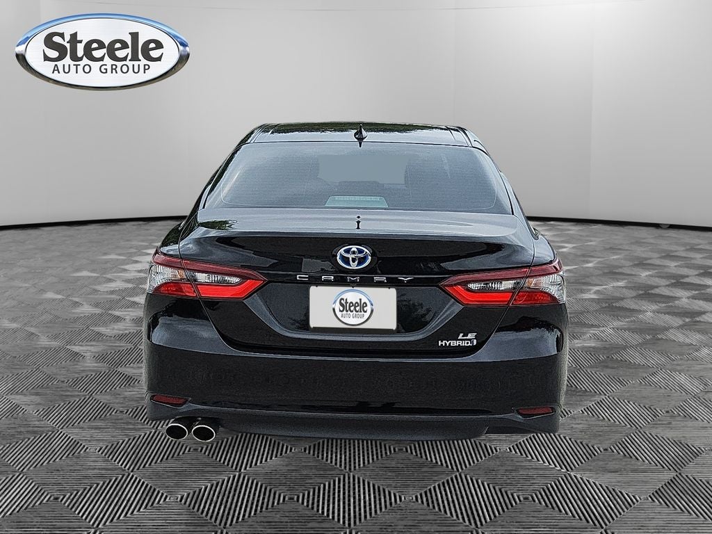 2022 Toyota Camry Hybrid LE
