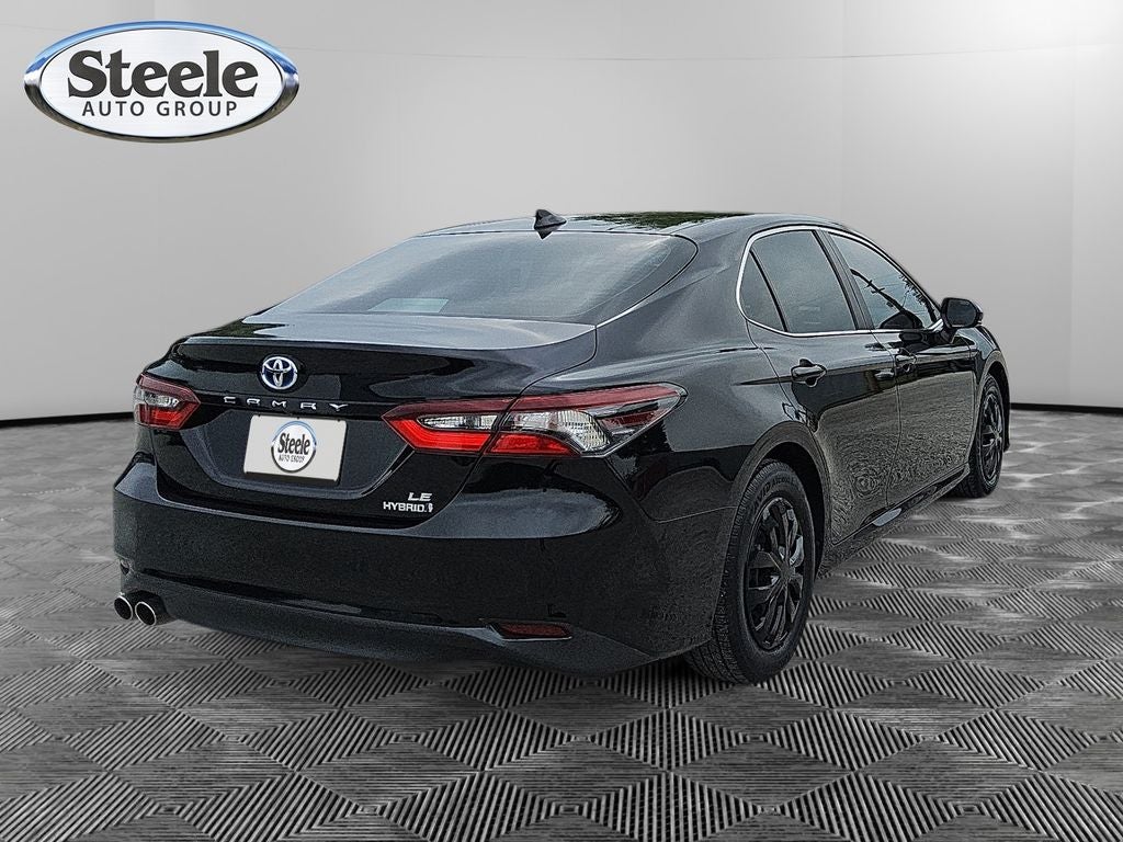 2022 Toyota Camry Hybrid LE