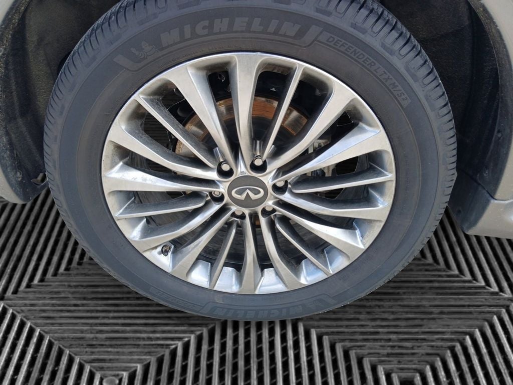 2018 INFINITI QX80 Base