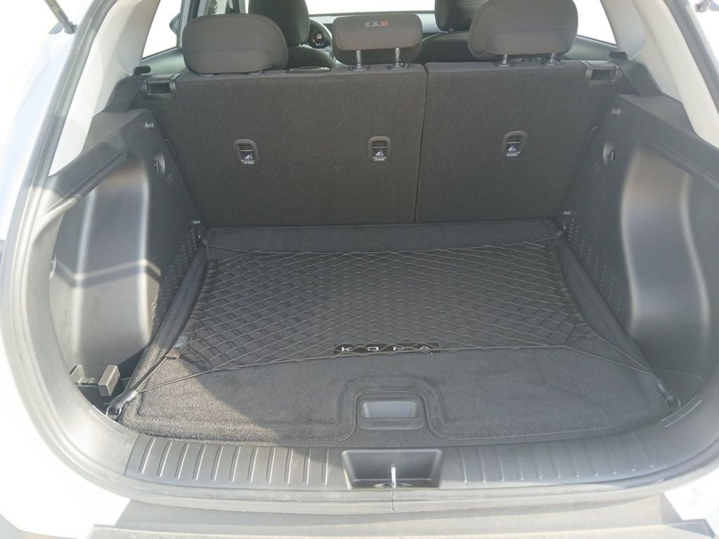 2025 Hyundai Kona SE