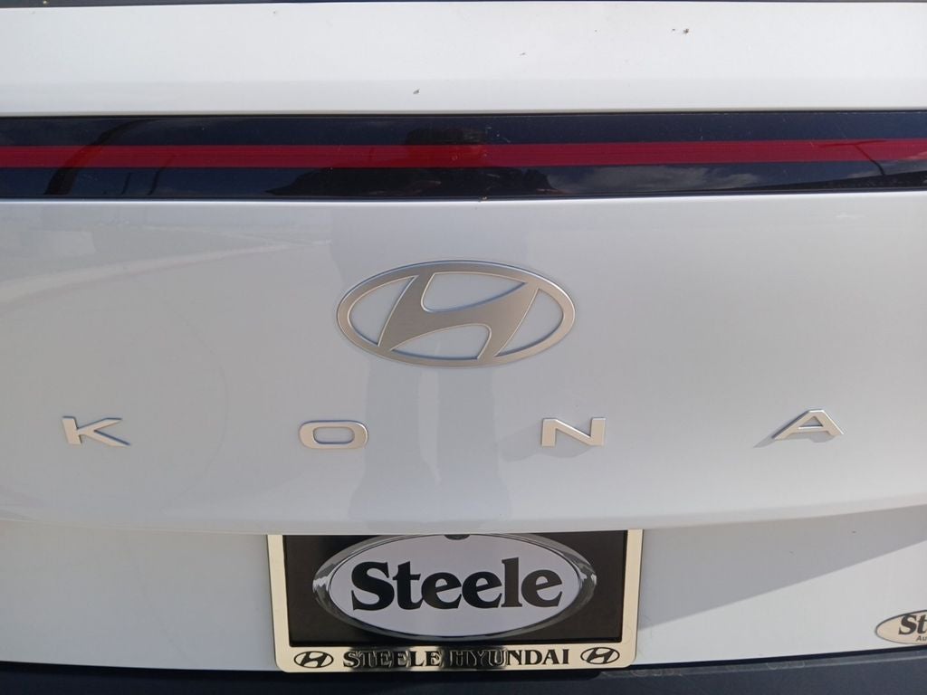 2025 Hyundai Kona SE
