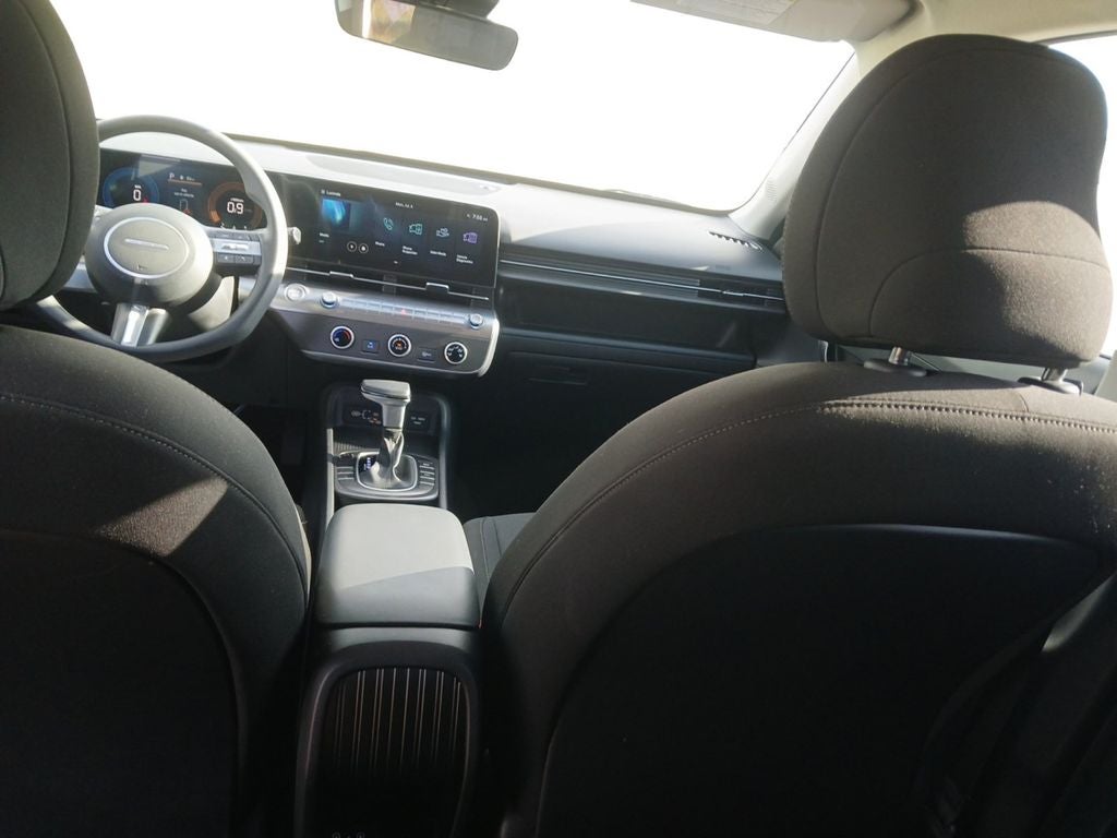2025 Hyundai Kona SE