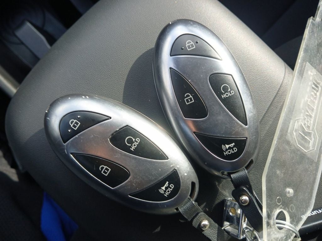 2025 Hyundai Kona SE