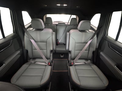2024 GMC Acadia AT4