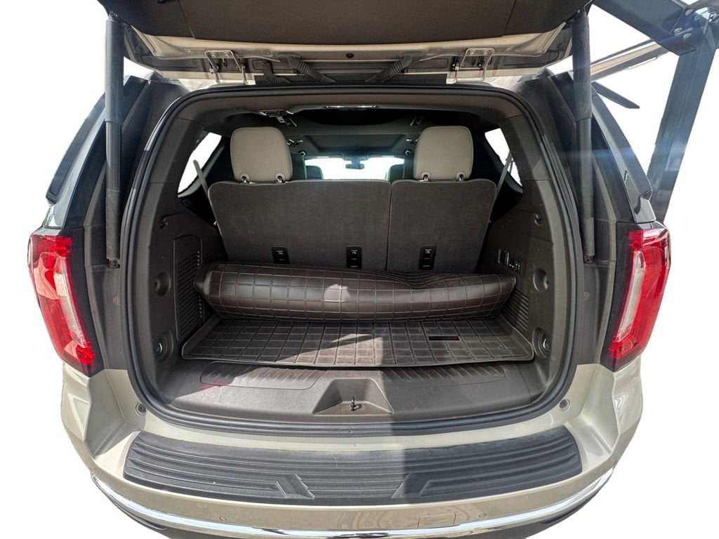 2022 GMC Yukon SLT