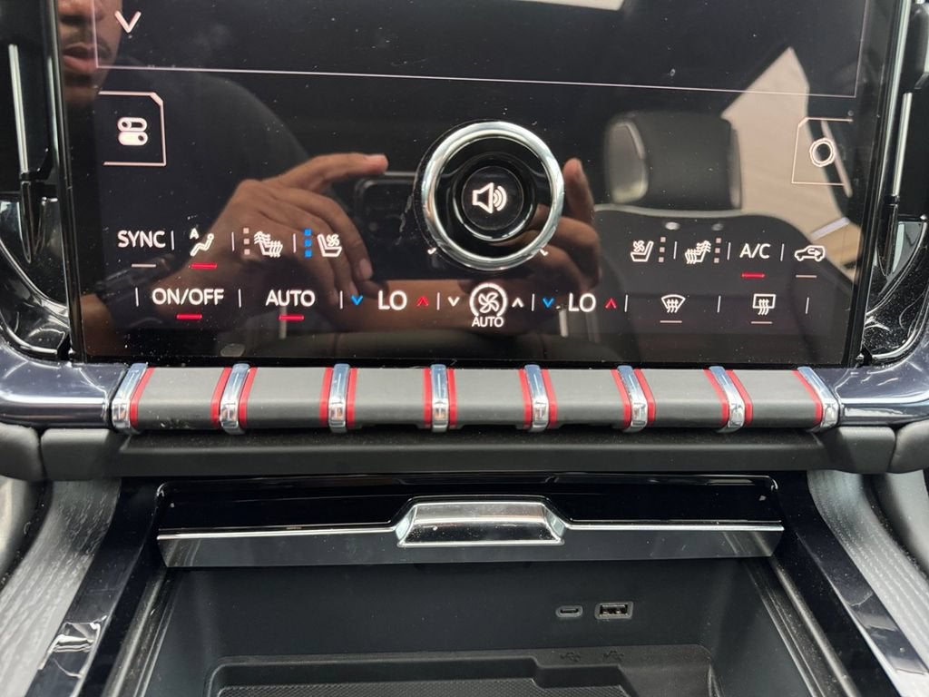 2025 GMC Yukon XL AT4 Ultimate