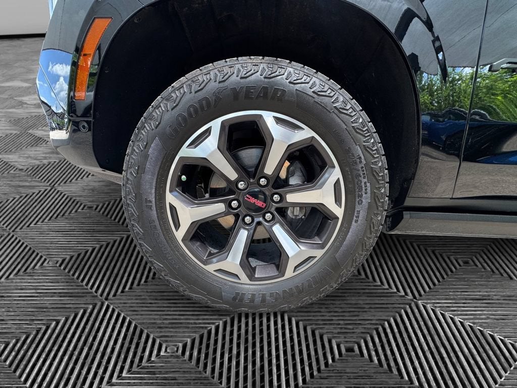 2025 GMC Yukon XL AT4 Ultimate