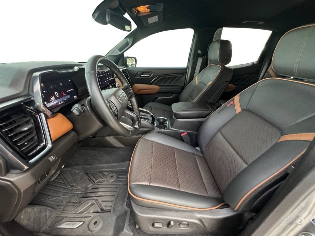 2025 GMC Canyon AT4