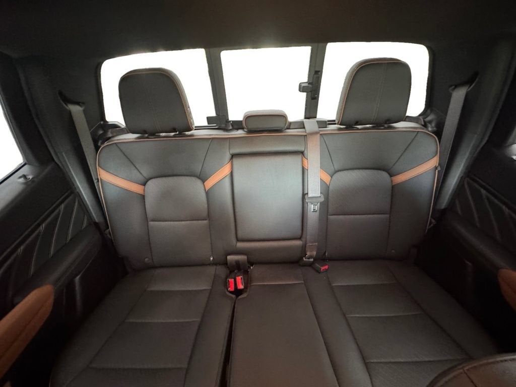 2025 GMC Canyon AT4