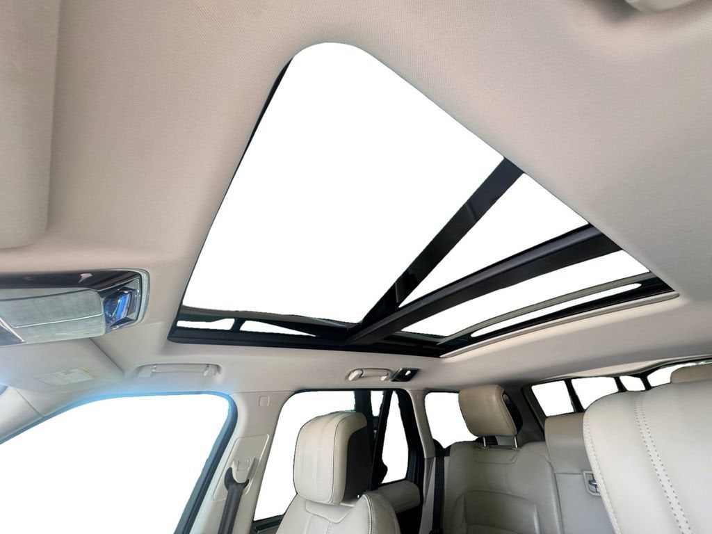 2020 Land Rover Range Rover P525 HSE
