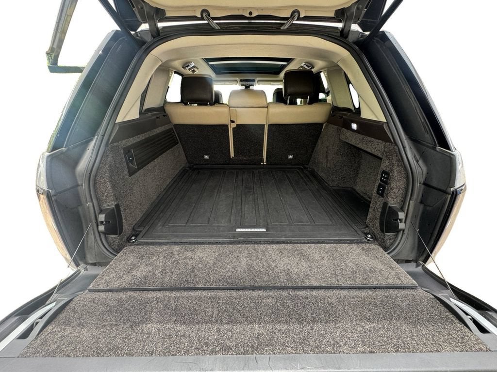 2020 Land Rover Range Rover P525 HSE