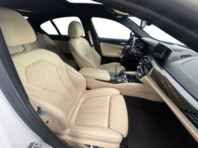 2021 BMW 530i 530i