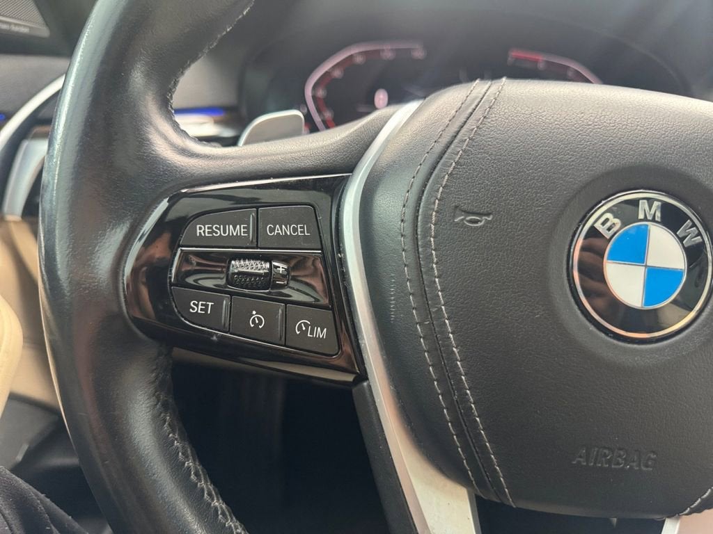2021 BMW 530i 530i