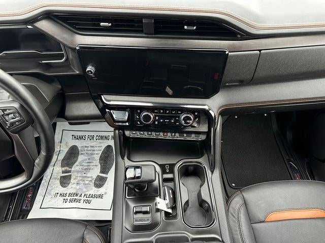2025 GMC Sierra 1500 4WD Crew Cab Short Box AT4