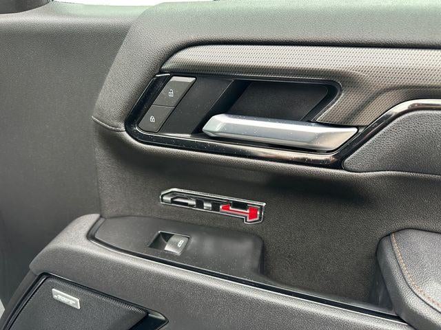 2025 GMC Sierra 1500 4WD Crew Cab Short Box AT4