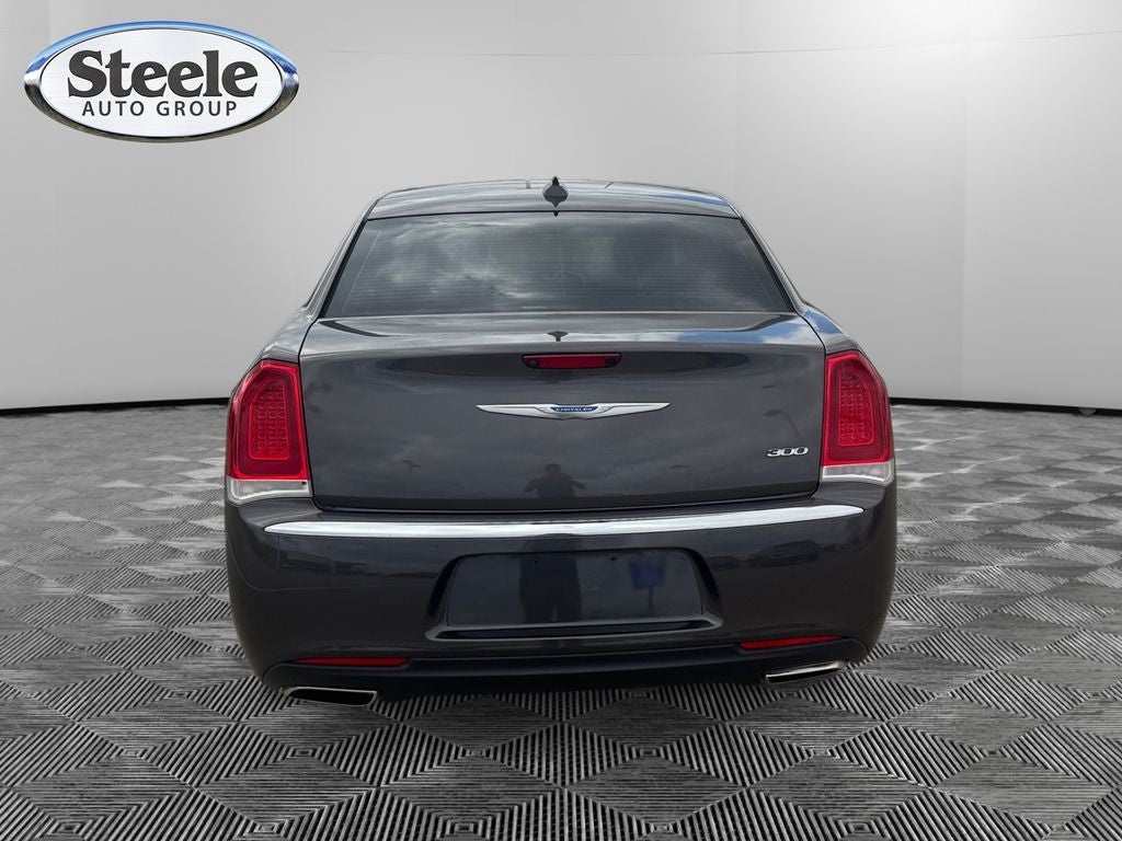 2023 Chrysler 300 Touring