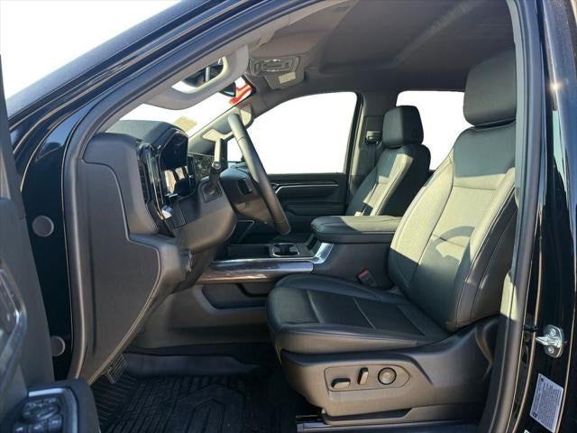 2025 Chevrolet Silverado 2500HD 4WD Crew Cab Standard Bed LTZ