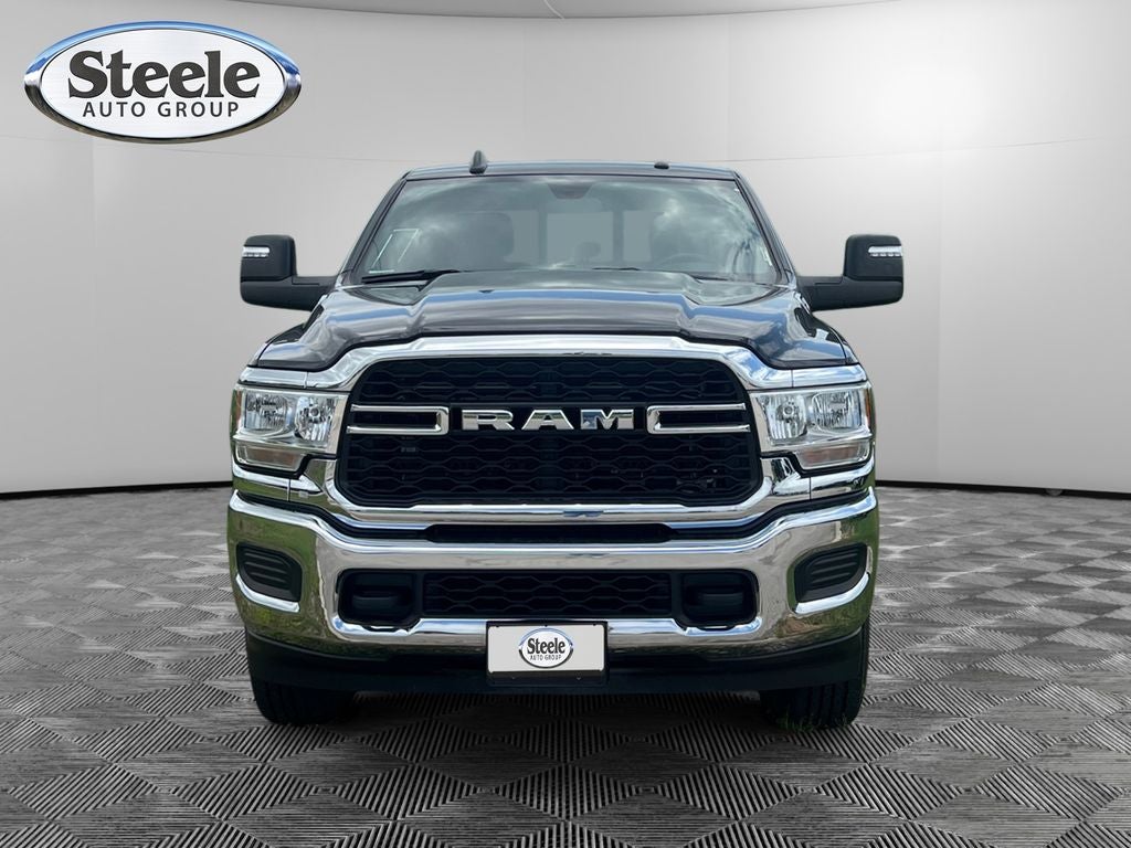 2024 RAM 3500 Tradesman Crew Cab 4x4 6'4' Box