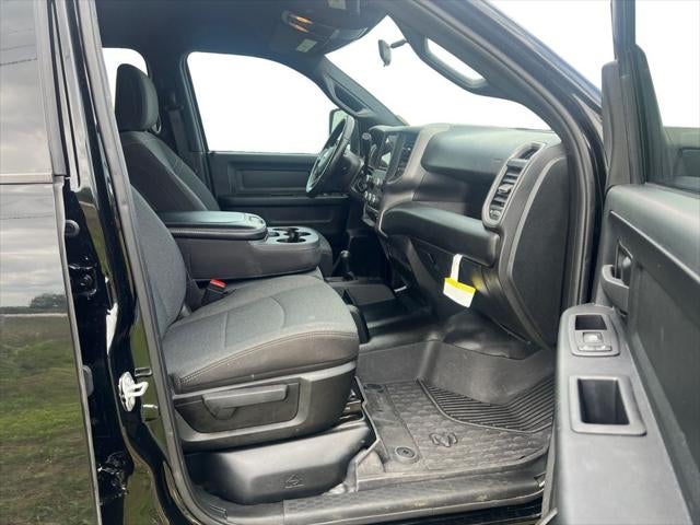 2024 RAM 3500 Tradesman Crew Cab 4x4 6'4' Box