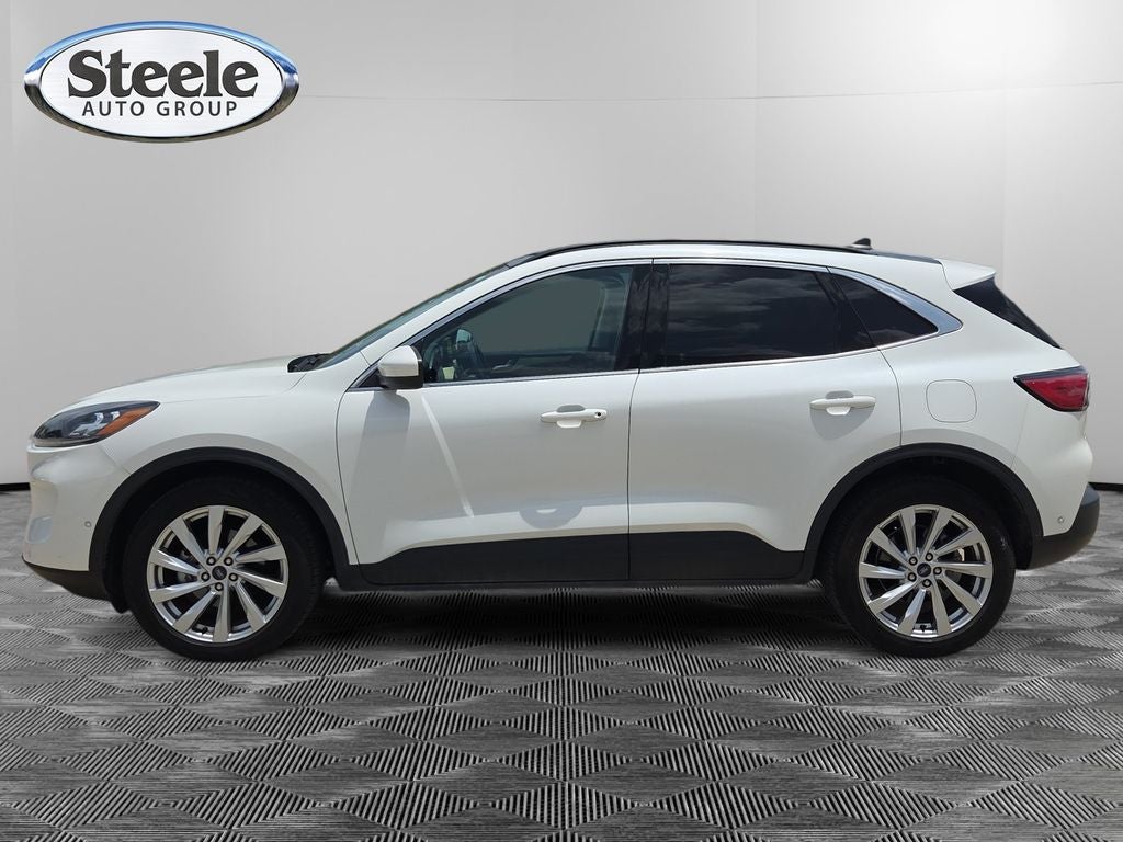 2022 Ford Escape Titanium