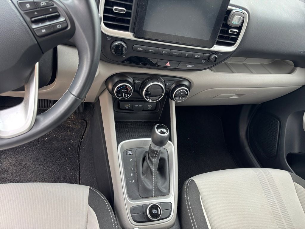 2024 Hyundai Venue SEL