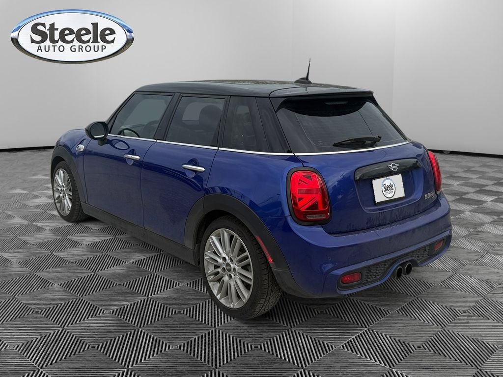 2019 MINI Cooper S Signature
