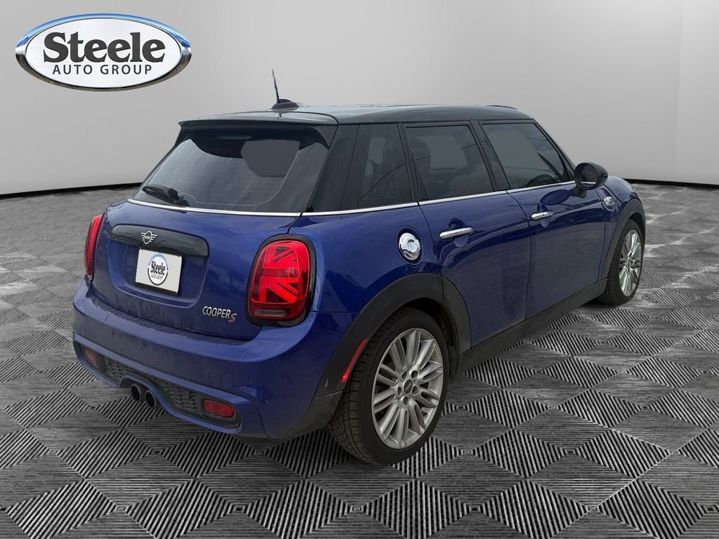 2019 MINI Cooper S Signature