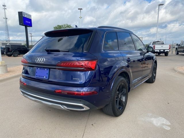2022 Audi Q7 45 Premium quattro