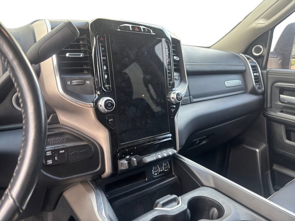 2023 RAM 2500 Laramie Crew Cab 4x4 6'4" Box