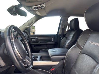 2023 RAM 2500 Laramie Crew Cab 4x4 6'4" Box