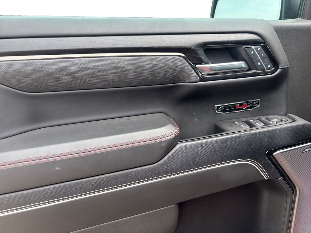 2025 GMC Sierra 1500 AT4X